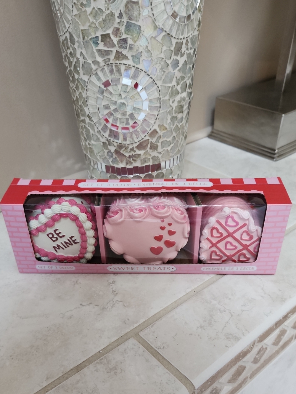 💕🩷 VALENTINE'S DAY Sweet Treats MINI HEART CAKES DECOR 🩷💕